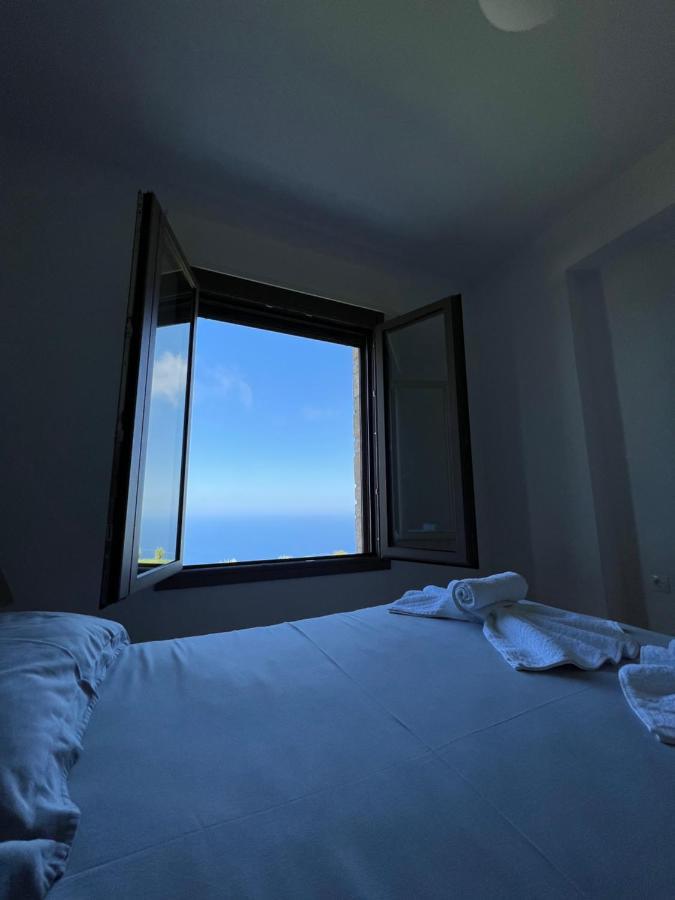 Con Vista Villa